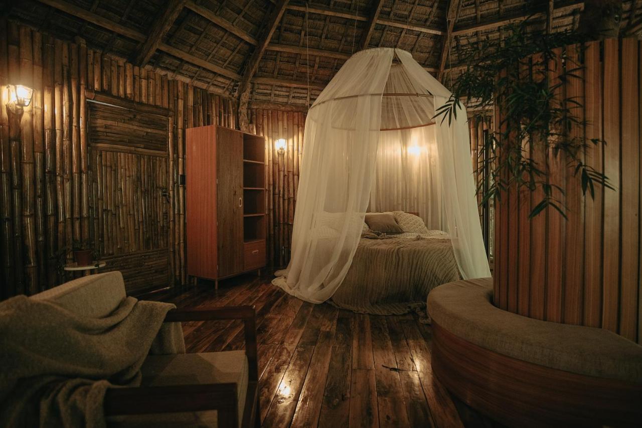 Treehouse De Valentine Balamban Exterior foto
